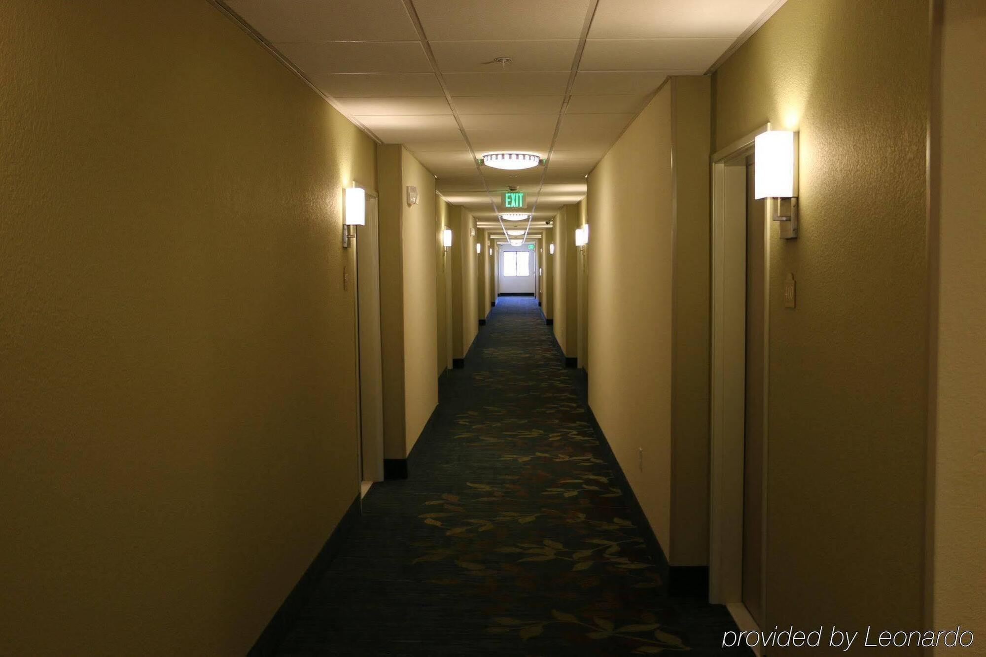 Candlewood Suites Bloomington By Ihg Экстерьер фото