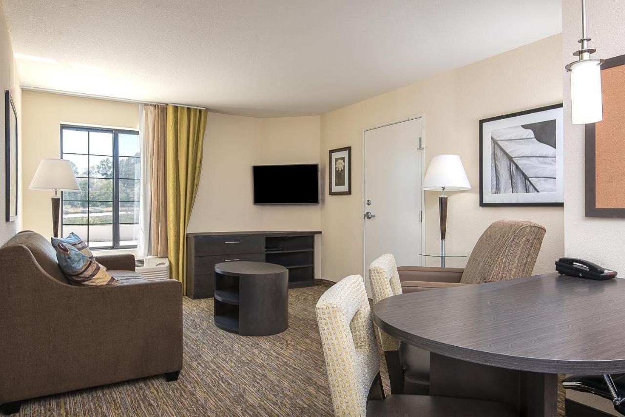 Candlewood Suites Bloomington By Ihg Экстерьер фото