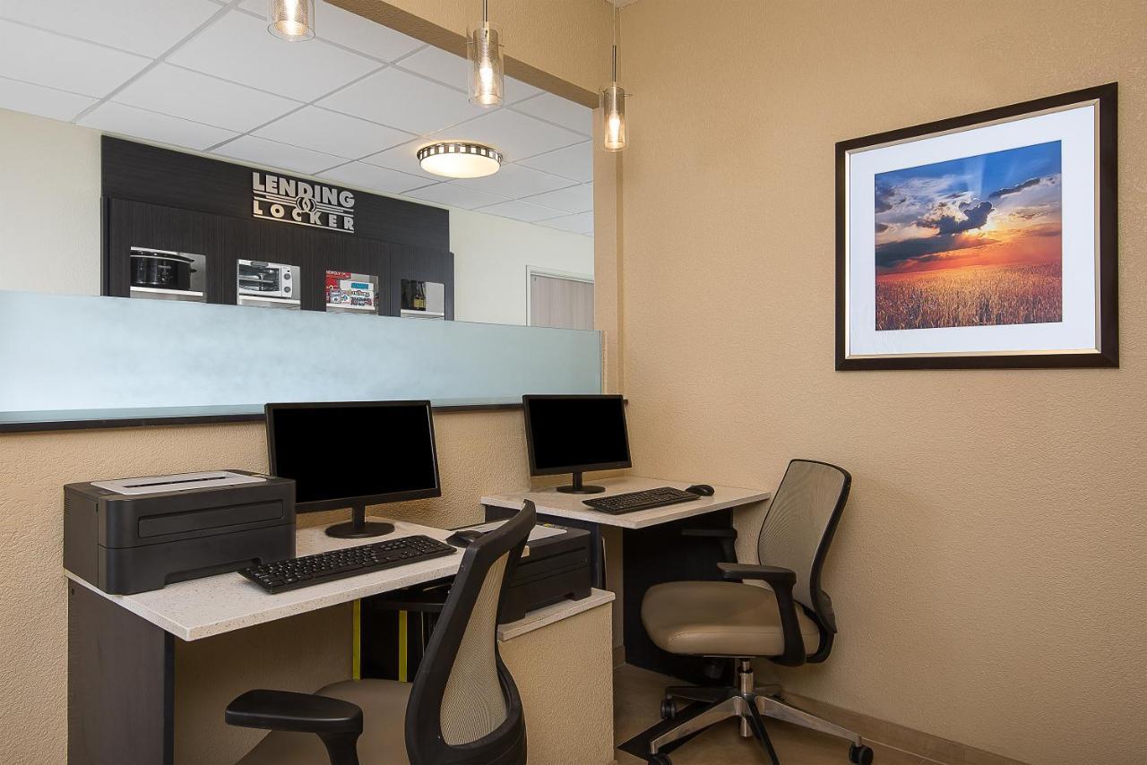 Candlewood Suites Bloomington By Ihg Экстерьер фото