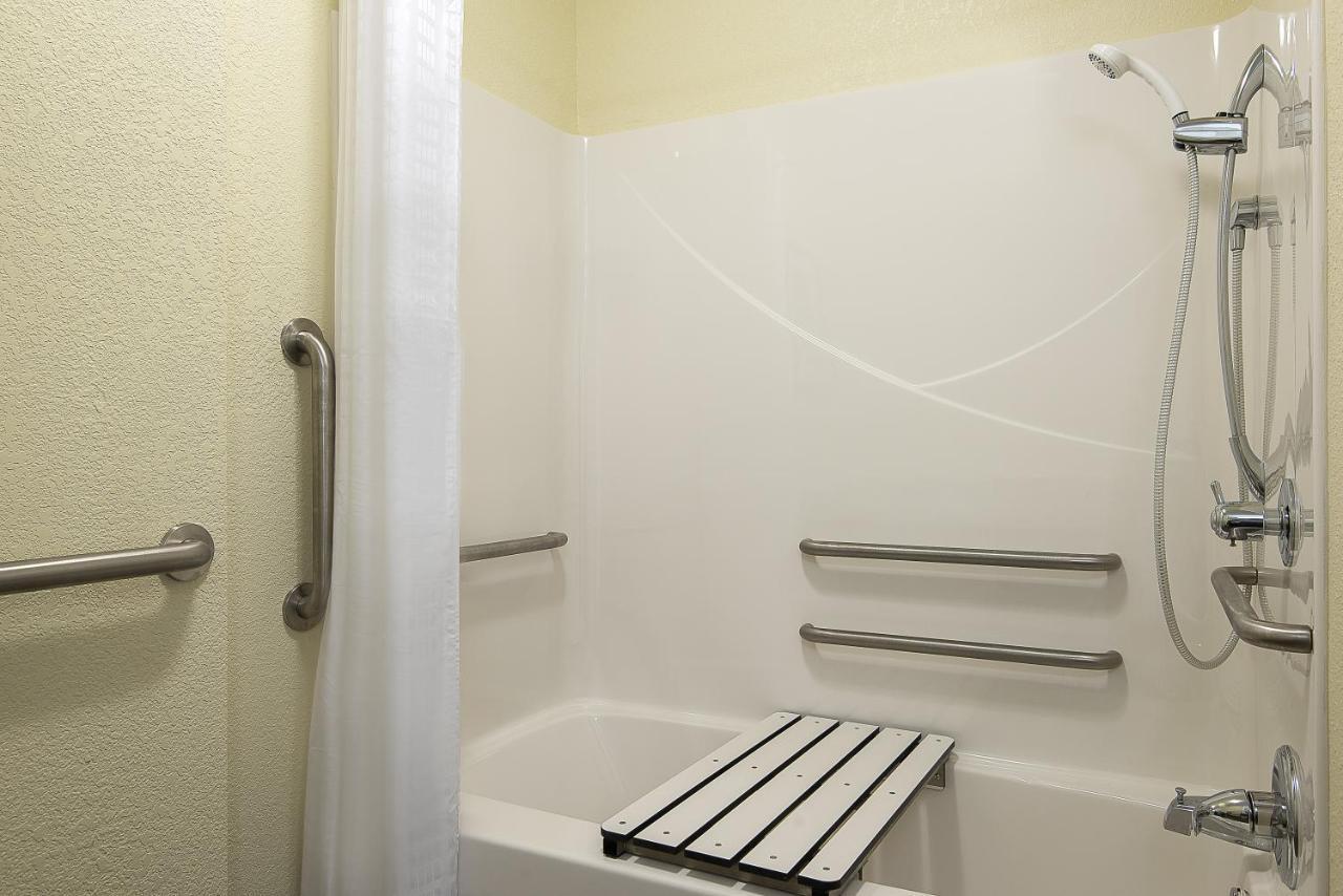 Candlewood Suites Bloomington By Ihg Экстерьер фото